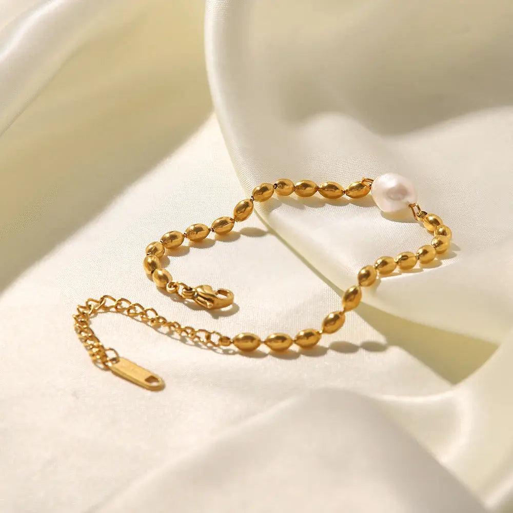 18K Gold Plated Aphrodite Pearl Beanie Bracelet